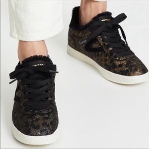 Tretorn Callie Gold Metallic Leopard Sneakers - Size 9